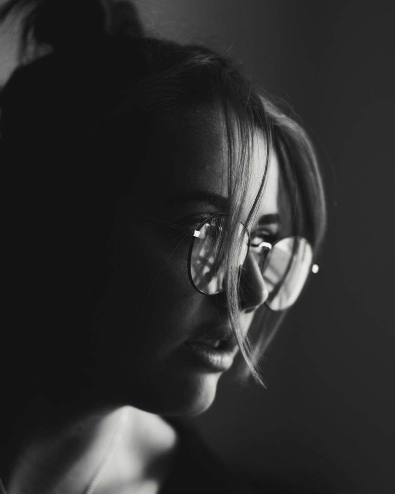 Den Moderne Portrætkunst: Innovation Møder Tradition